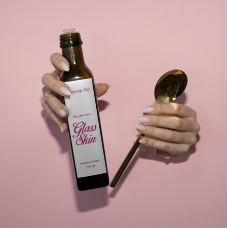 Olej dla kobiet GLASS SKIN 250 ml – suplement diety z olejów roślinnych bogatych w omega-3 i omega-6